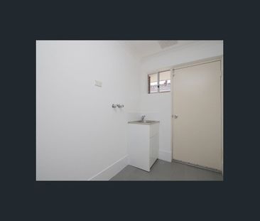 LOCATION LOCATION LOCATION @$670 per week - Photo 1