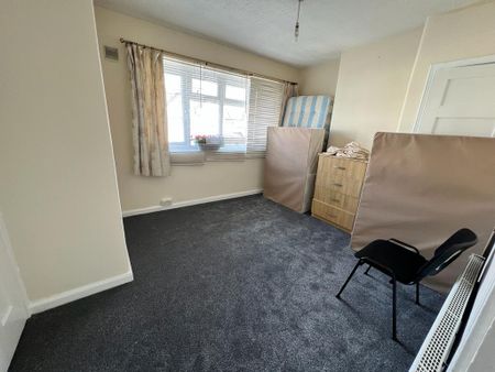 3 bedroom terraced house to rent - Photo 2