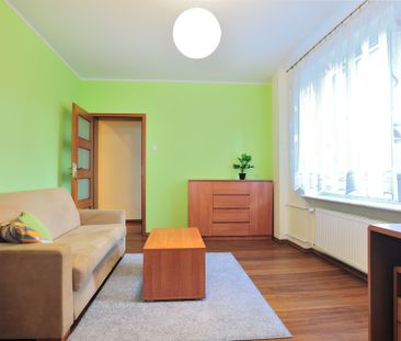 Ładna kawalerka z aneksem jadalnianym - Photo 3