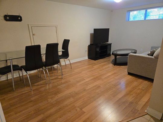 For Lease - 323 Towercrest Drive Unit# Basement, Newmarket, Ontario - Photo 1