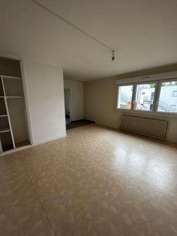 VANDOEUVRE LES NANCY - AVENUE JEAN JAURES - STUDIO - Photo 4