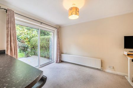 3 bedroom terraced house to rent - Photo 3