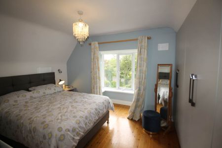 Spangle Hill, Windsor Hill - Photo 3