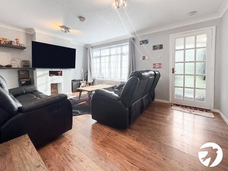 3 bedroom terraced house to rent - Photo 3