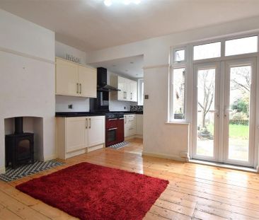 3 bedroom semi-detached house to rent - Photo 1