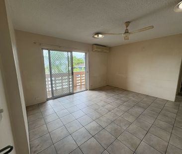 9/10 Alexandra Street, North Ward - Photo 1