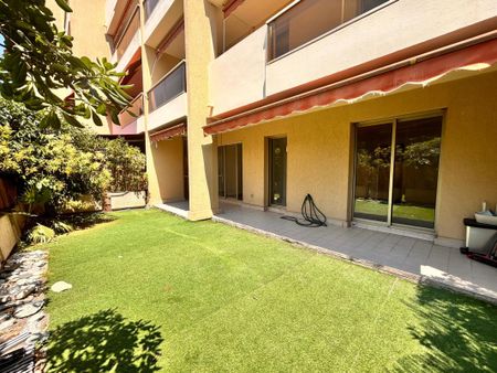Location Appartement 2 pièces 48m² NICE 06200 - Photo 4