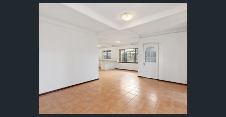 Charming 3x1 Home Available for Rent - Perfect for Families! - Photo 2