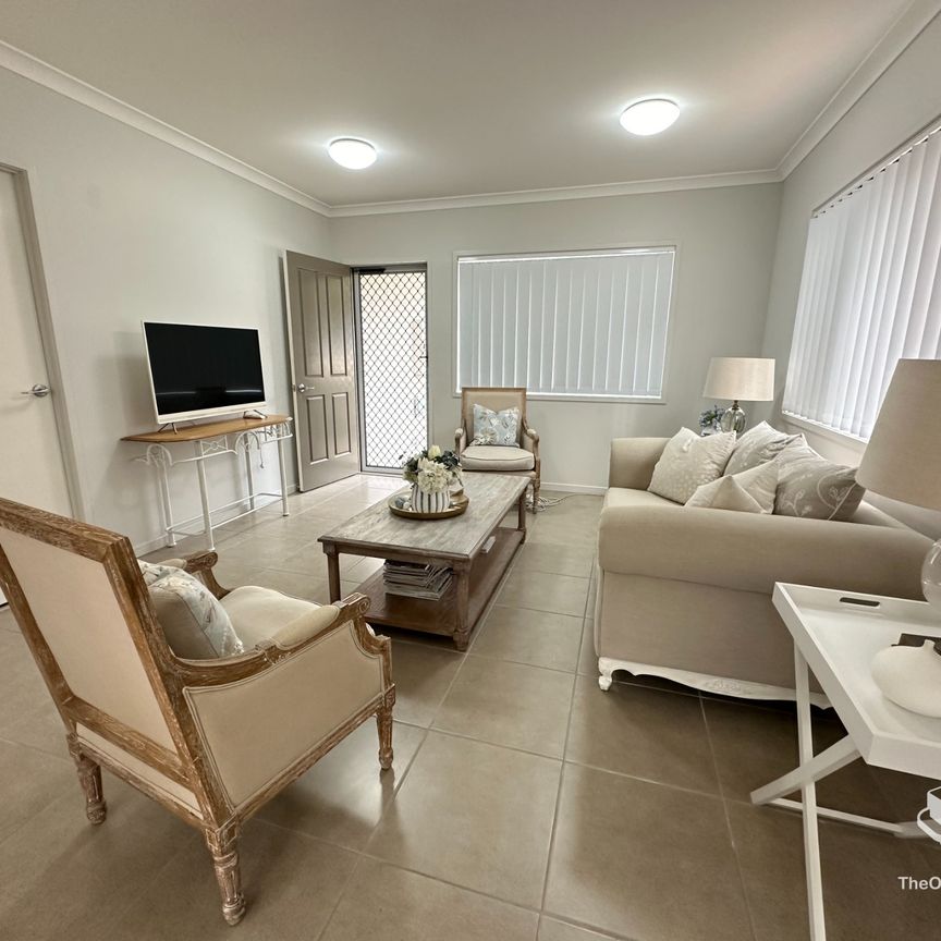 Immaculate Townhouse in an Award-Winning Community - Photo 1