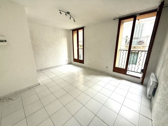 Location Appartement 2 pièces 31m² HYERES 83400 - Photo 1