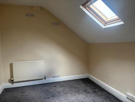 4 bedroom terraced house to rent - Photo 5