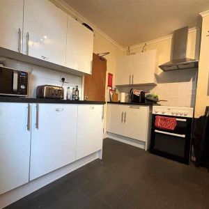 Kings Road, Gosport, PO12 - Photo 2