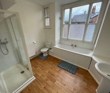 5 bedroom end of terrace house to rent - Photo 1