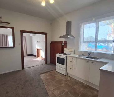 Lovely family home - Photo 4