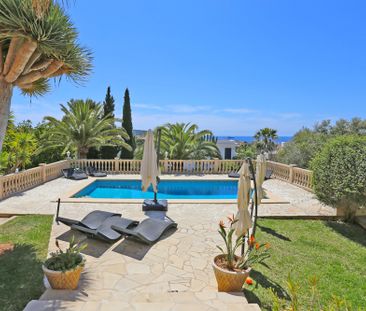 Elegant luxury villa with stunning sea views in Nova Santa Ponsa - Photo 3