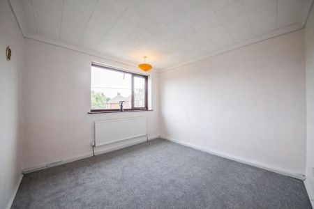 2 bedroom semi-detached house to rent - Photo 4