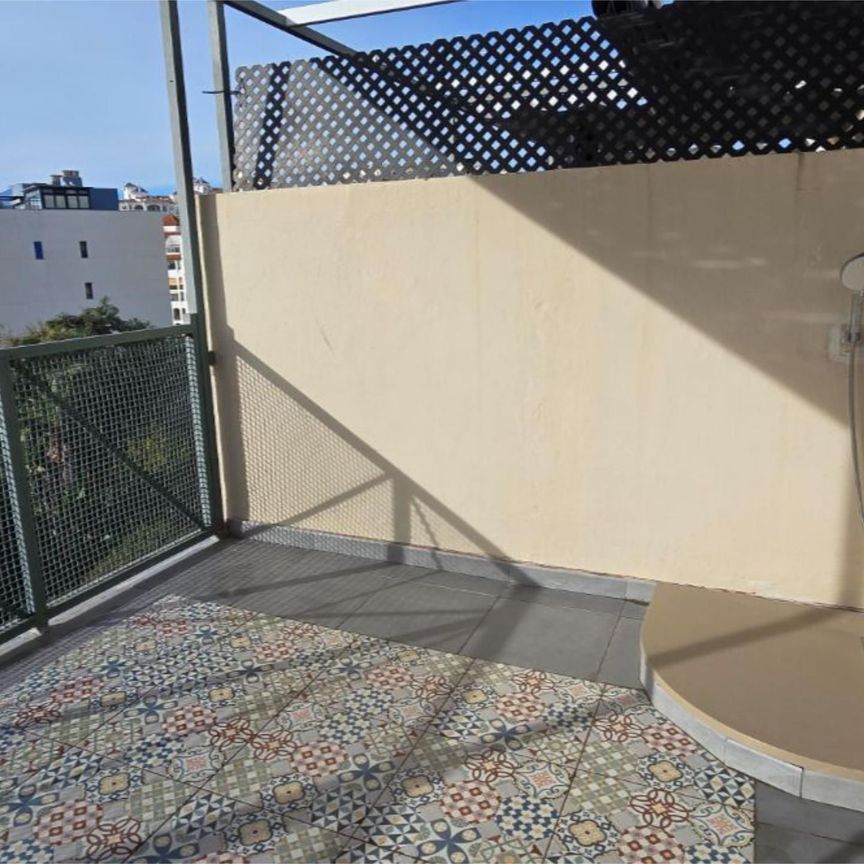 Piso de alquiler en Calle Pío Baroja, 1, Puerto de Estepona - Photo 1