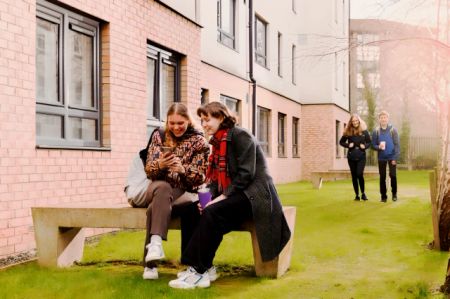 Large Studio - Photo 4