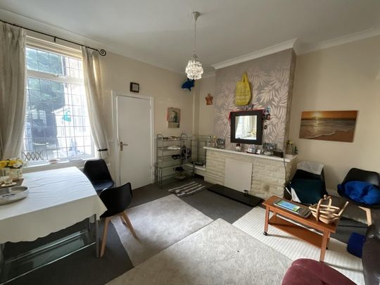 3 bedroom terraced house to rent - Photo 1