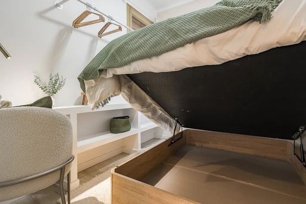 Carrer de Còrsega, Barcelona, Catalonia 08026 - Photo 1