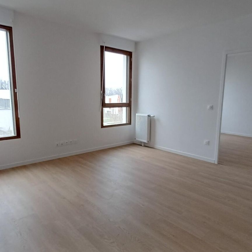 location Appartement T2 DE 38.86m² À ARPAJON - Photo 1