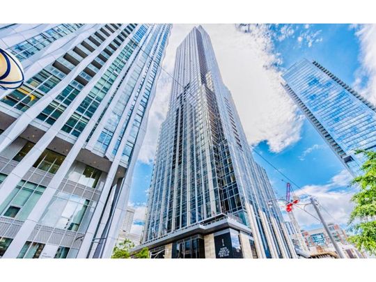 For Lease - 11 Yorkville Avenue Unit# 5301, Toronto, Ontario - Photo 1
