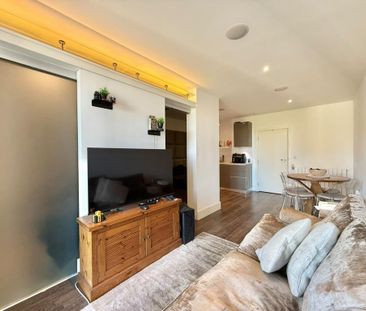 Studio to rent - Photo 2