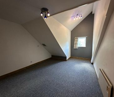 2 bedroom maisonette to rent - Photo 1