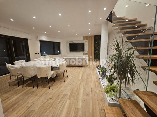 Villa plurifamiliare via Demostene, Casal Palocco, Roma - Foto 1