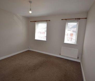 2 bedroom townhouse to rent - Photo 4