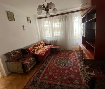 Apartament cu 2 camere semidecomandate, Centru - Fotografie 3