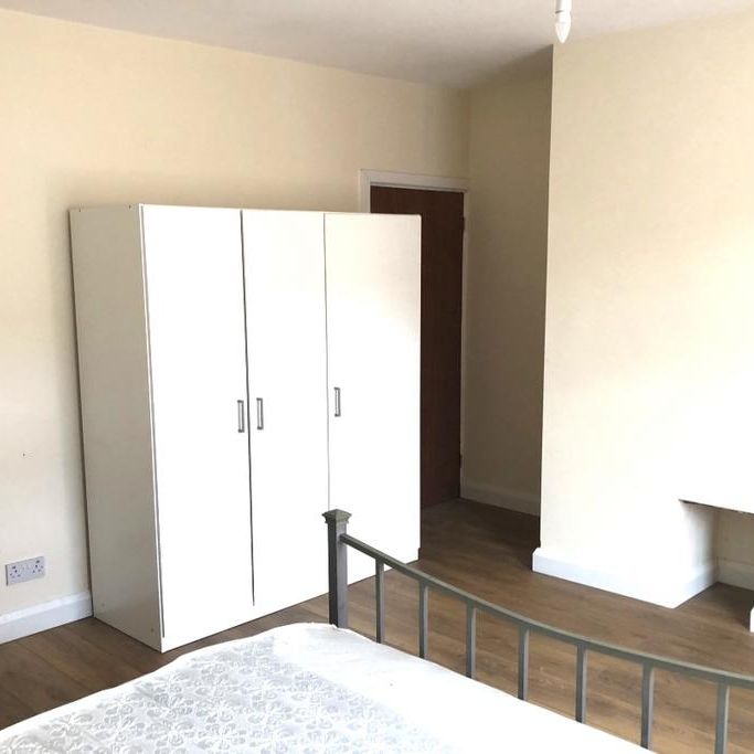 1 bedroom property to rent - Photo 1