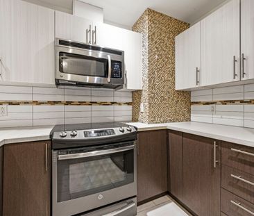 1696 Rue Ontario E., app.202, H2L 1S7, H2L 1S7, Montréal - Photo 2