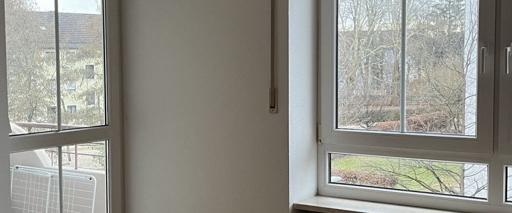 Schöne 2 Zimmer-Wohnung mit super Raumaufteilung und Balkon! - Foto 1