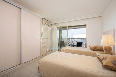 Cannes - Croisette - Appartement 3 chambres - Photo 4