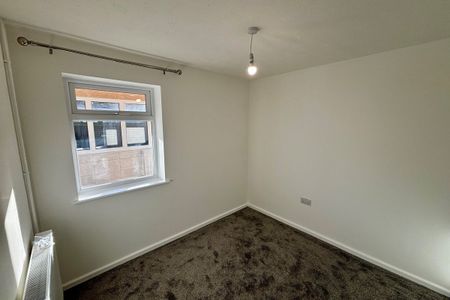 Sandgalls Drive, Lakenheath, BRANDON - Photo 5