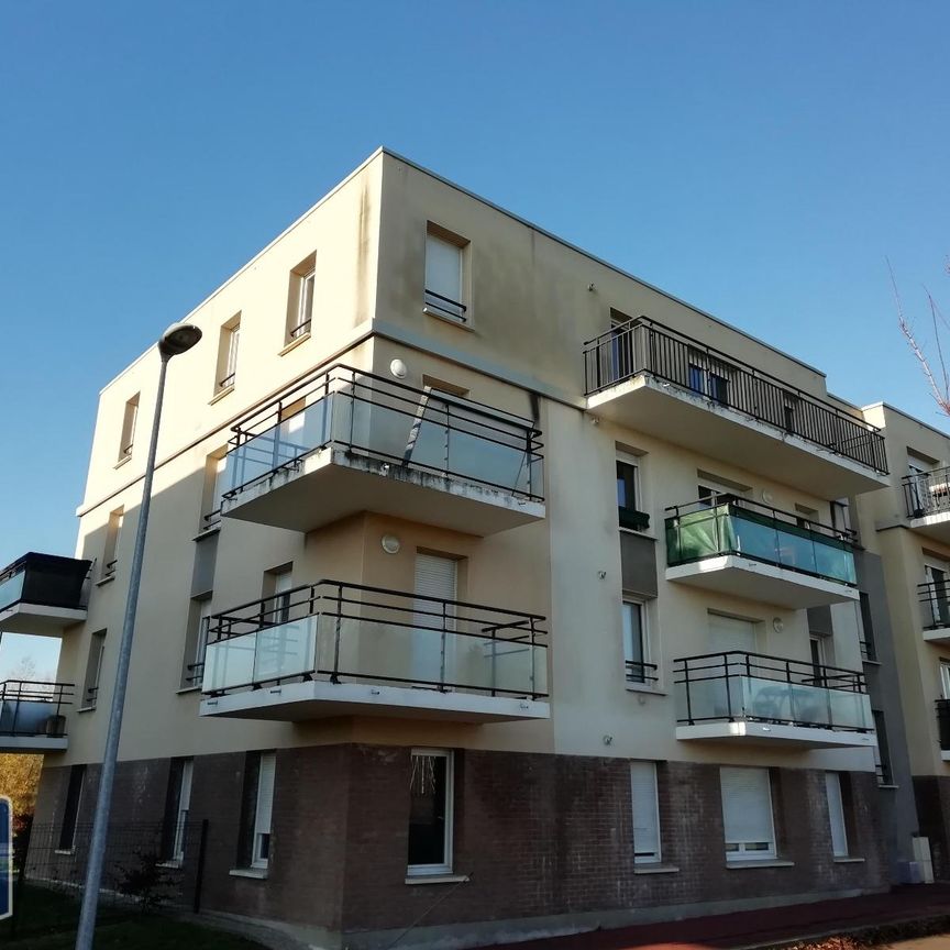 Location Appartement 3 pièces 60m² DOUAI 59500 - Photo 2