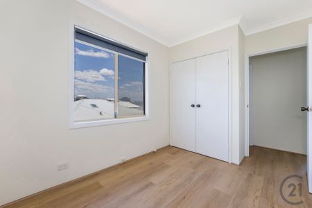 Freshly Renovated Coastal Home - Photo 4