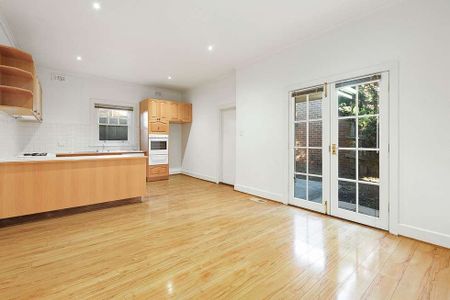 1/766-768 Warrigal Road, Malvern East VIC 3145 - Photo 3