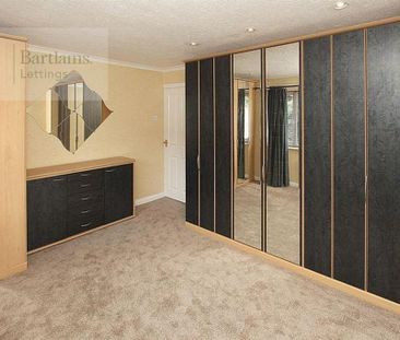 3 bedroom semi-detached house to rent - Photo 4