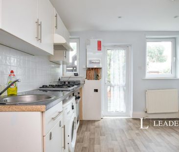 1 bedroom flat to rent - Photo 6