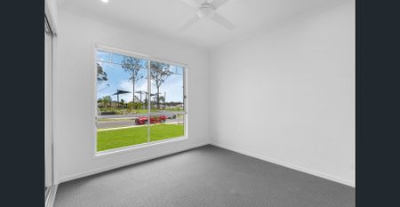 FAMILY 4 BED HOSUE IN COVELLA ESTATE WITH SOLAR SYSTEM + BATTERY - Photo 3