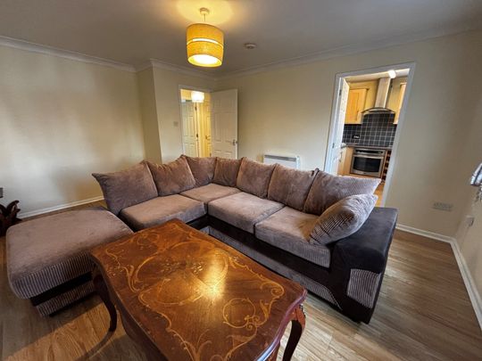 2 bedroom flat to rent - Photo 1