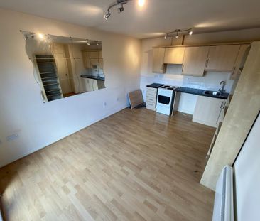 1 bedroom flat to rent - Photo 6