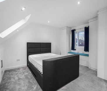 3 bedroom semi-detached house to rent - Photo 6