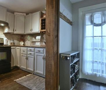 For Lease - 265 10th Street, Hanover, Ontario - Photo 2