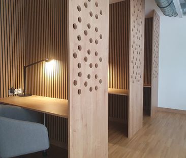 Grüne Oase 500m vom Zentrum – Innenhof mit großem Balkon, Fitness u... - Photo 1