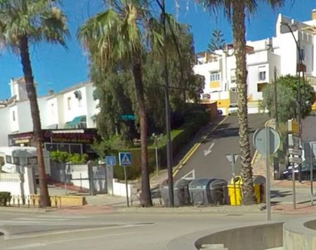 Alquiler de piso en Calle Azahar - Photo 3