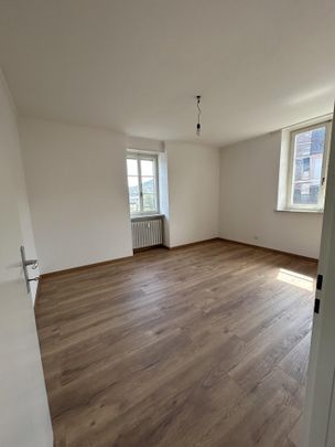 schöne 4.5 ZWG im 2.OG - Photo 1