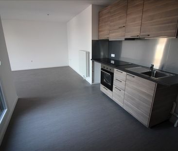 Location Appartement 2 pièces 47m² - Photo 3